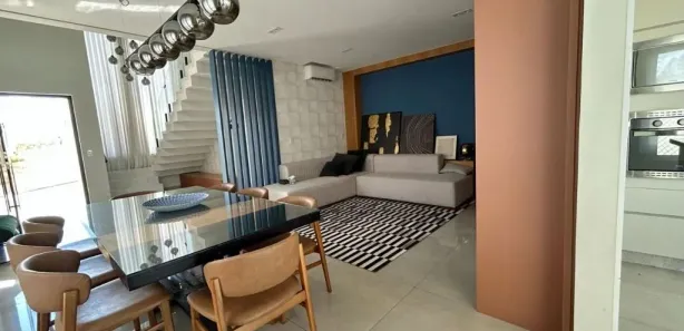 Sobrado com 4 Quartos à venda, 280m² no Setvillage Las Palmas, Pouso Alegre