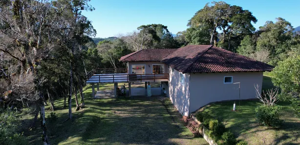 Fazenda / Sítio / Chácara com 3 Quartos à venda, 242000m² no Borda do Campo, Quatro Barras