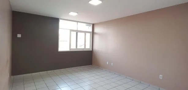 Loja / Salão / Ponto Comercial para alugar, 28m² no Lagoa Seca, Natal