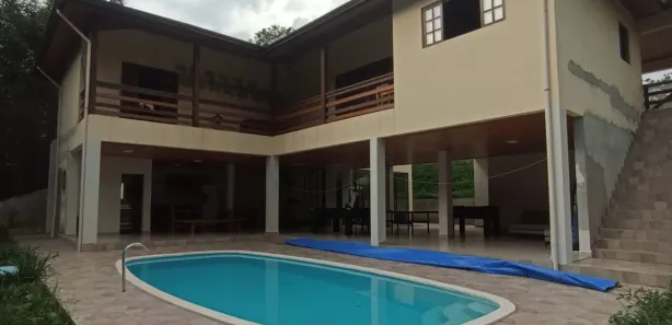 Fazenda / Sítio / Chácara com 5 Quartos à venda, 450m² no Los Álamos, Vargem Grande Paulista