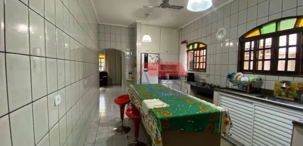 Casa com 3 Quartos à venda, 173m² no Parque São Luis, Cubatão