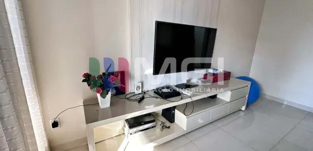 Sobrado com 4 Quartos à venda, 214m² no Jardim América, Goiânia