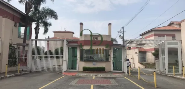 Casa de Condomínio com 3 Quartos para alugar, 180m² no Vila Metalúrgica, Santo André