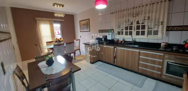 Sobrado com 3 Quartos à venda, 90m² no Parque Brasil, Louveira