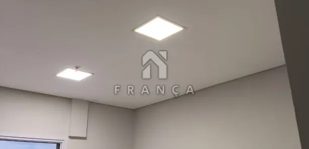 Conjunto Comercial / Sala para alugar, 32m² no Centro, Jacareí