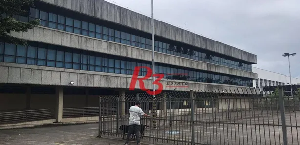 Prédio Inteiro para alugar, 4238m² no Jardim Casqueiro, Cubatão