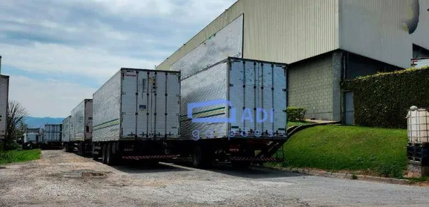 Galpão / Depósito / Armazém para alugar, 3000m² no Quitaúna, Osasco