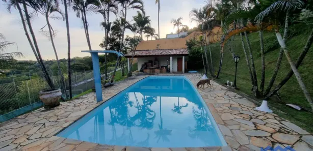 Fazenda / Sítio / Chácara com 7 Quartos à venda, 4000m² no , Mairinque