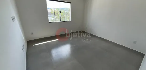 Apartamento com 2 Quartos para alugar, 85m² no Parque Burle, Cabo Frio