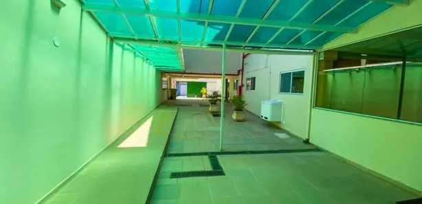 Prédio Inteiro à venda, 720m² no Novo Cavaleiro, Macaé
