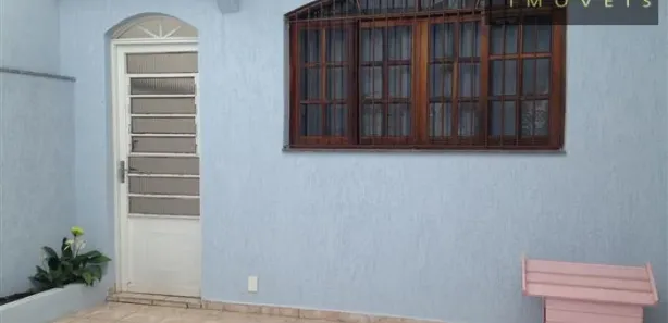 Sobrado com 3 Quartos para alugar, 213m² no Vila Figueira, Suzano
