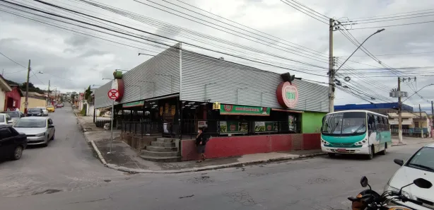 Loja / Salão / Ponto Comercial à venda, 661m² no Centro, Esmeraldas