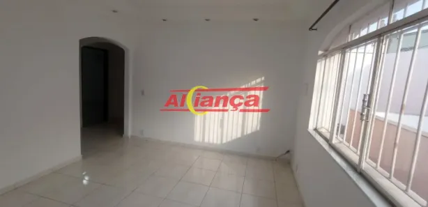 Casa com 2 Quartos para alugar, 100m² no Jardim Aliança, Guarulhos