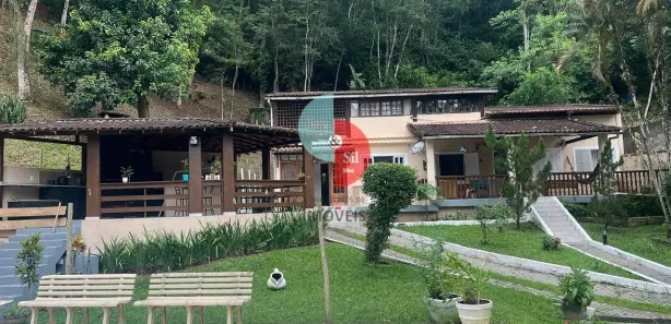 Fazenda / Sítio / Chácara com 7 Quartos à venda, 450m² no Cadetes Fabres, Guapimirim