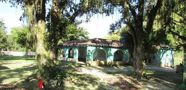 Fazenda / Sítio / Chácara com 4 Quartos à venda, 9020m² no Maraporã, Cachoeiras de Macacu