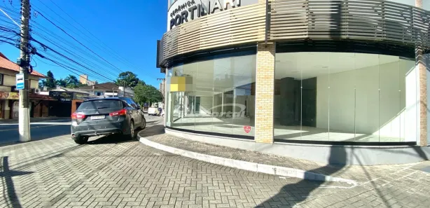 Conjunto Comercial / Sala para alugar, 30m² no Velha, Blumenau