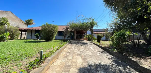 Casa com 5 Quartos à venda, 300m² no Vila Capri, Araruama