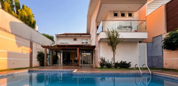 Casa de Condomínio com 4 Quartos à venda, 329m² no Zona 08, Maringá