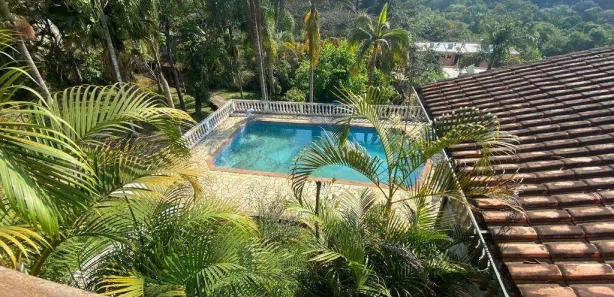 Sobrado com 3 Quartos para venda ou aluguel, 300m² no Olaria, Itapecerica da Serra