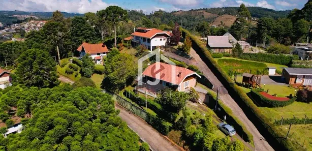 Casa de Condomínio com 4 Quartos à venda, 170m² no Vale Encantado, Campos do Jordão