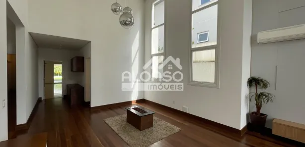 Casa de Condomínio com 3 Quartos para venda ou aluguel, 350m² no Chácaras São Carlos, Cotia