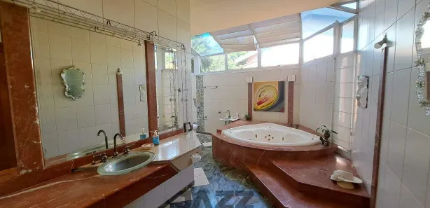 Fazenda / Sítio / Chácara com 3 Quartos para venda ou aluguel, 150m² no Nova Veneza, Paulínia