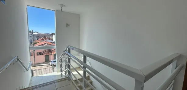 Apartamento com 2 Quartos para alugar, 60m² no Guanabara, Pouso Alegre