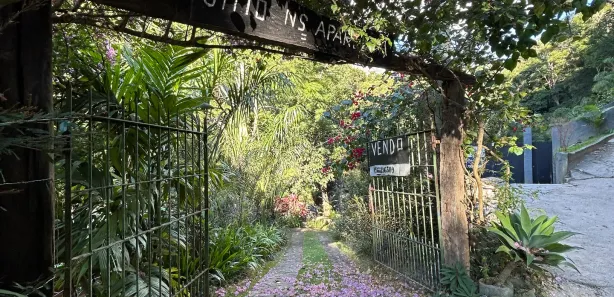 Fazenda / Sítio / Chácara com 3 Quartos à venda, 70m² no Pedro do Rio, Petrópolis