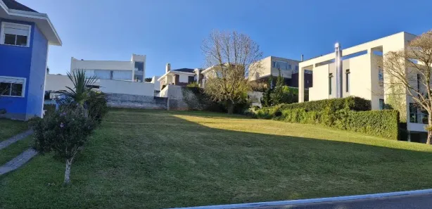 Terreno / Lote / Condomínio à venda, 739m² no Alphaville Graciosa, Pinhais