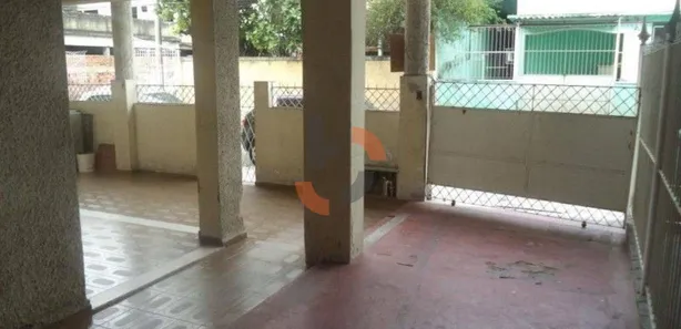 Casa com 2 Quartos à venda, 100m² no Centro, Nova Iguaçu
