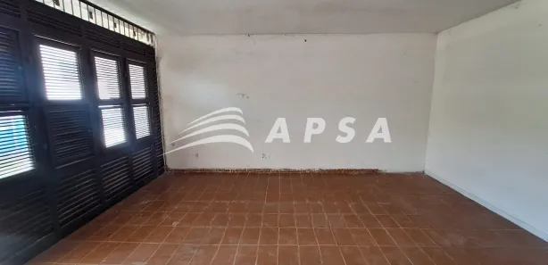 Prédio Inteiro com 3 Quartos para alugar, 254m² no Cidade dos Funcionários, Fortaleza