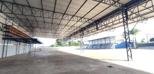 Galpão / Depósito / Armazém à venda, 4600m² no Jóquei Clube, Marília