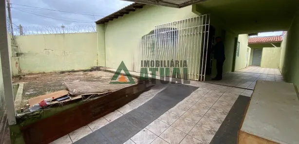 Casa com 2 Quartos à venda, 134m² no Leonor, Londrina