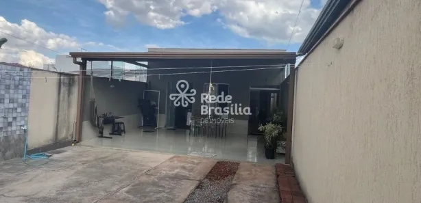 Casa de Condomínio com 3 Quartos à venda, 238m² no Setor Habitacional Contagem, Brasília