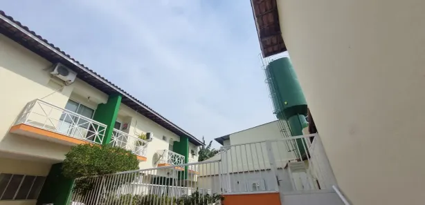 Casa de Condomínio com 2 Quartos à venda, 60m² no Moquetá, Nova Iguaçu