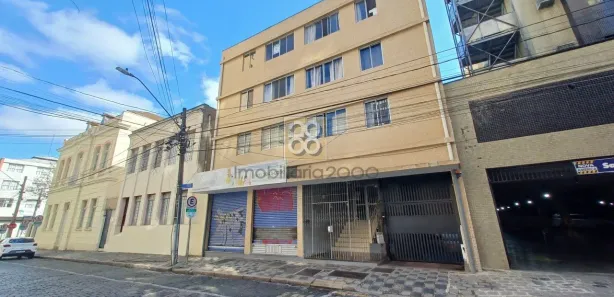 Apartamento com 2 Quartos para alugar, 54m² no Centro, Curitiba