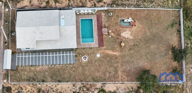 Fazenda / Sítio / Chácara com 3 Quartos à venda, 1000m² no , Mairinque