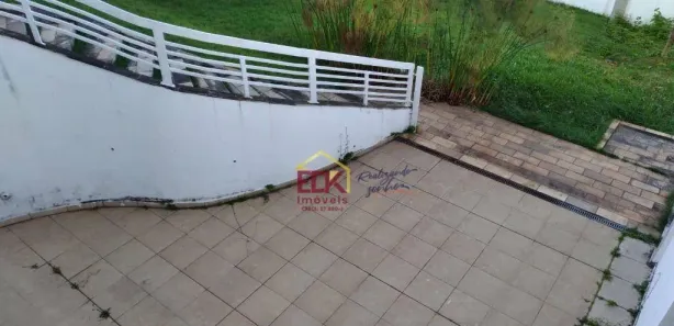 Sobrado com 3 Quartos à venda, 300m² no Jardim Amália, Volta Redonda