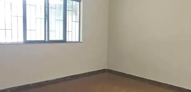 Casa com 3 Quartos para alugar, 200m² no Grã-Duquesa, Governador Valadares