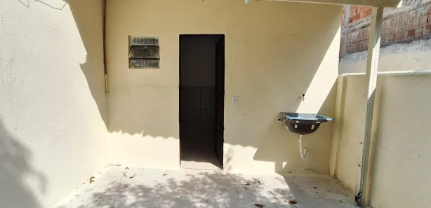 Casa com 1 Quarto para alugar, 45m² no Centro, Belford Roxo
