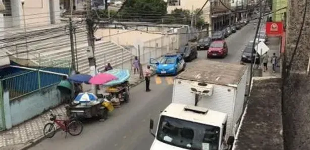 Loja / Salão / Ponto Comercial com 3 Quartos à venda, 80m² no Água Comprida, Barra Mansa