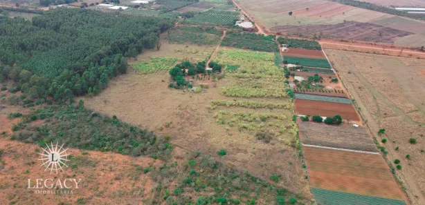 Fazenda / Sítio / Chácara com 3 Quartos à venda, 330m² no Brazlândia, Brasília