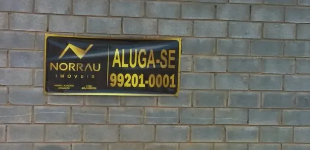 Galpão / Depósito / Armazém para venda ou aluguel, 309m² no Santa Lúcia, Montes Claros