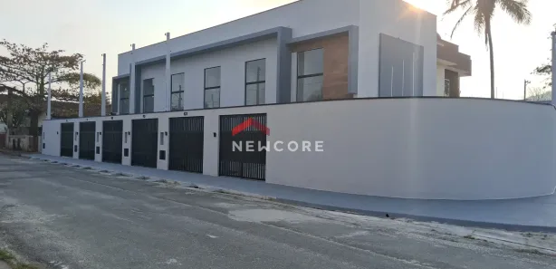 Kitnet à venda, 36m² no Estância Balneária Belmira Novaes, Peruíbe