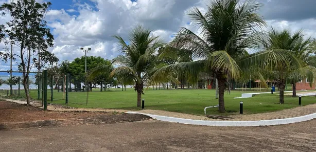 Terreno / Lote / Condomínio à venda, 812m² no Luzimangues, Porto Nacional