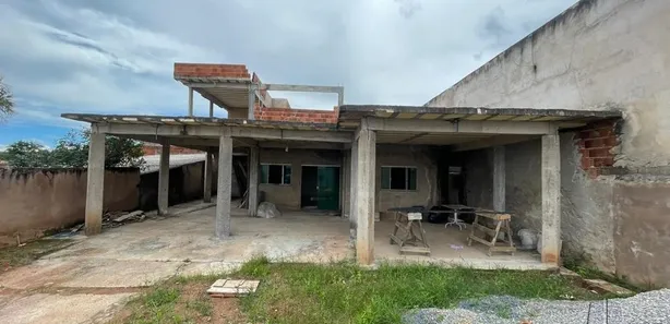 Casa com 4 Quartos à venda, 400m² no Riacho Fundo I, Brasília