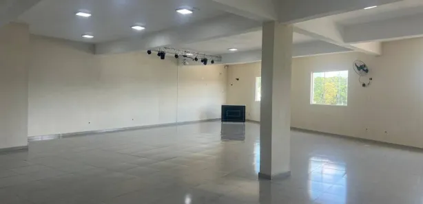Conjunto Comercial / Sala para alugar, 215m² no Laranjeiras, Caieiras