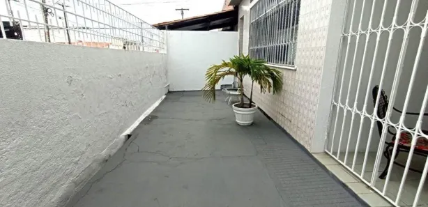 Casa com 3 Quartos à venda, 300m² no São José, Aracaju