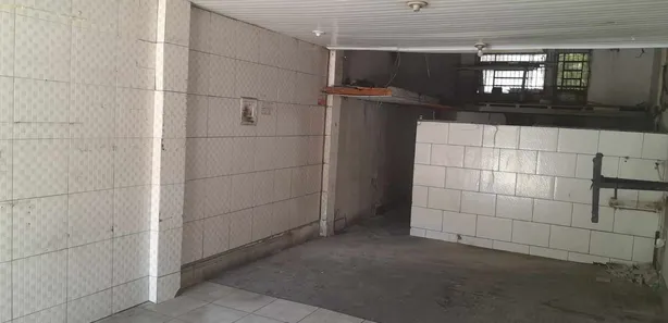 Galpão / Depósito / Armazém para alugar, 70m² no Centro, Nilópolis