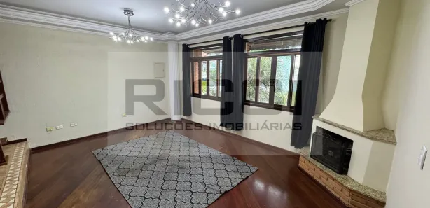 Sobrado com 3 Quartos para alugar, 264m² no Parque Residencial Itapeti, Mogi das Cruzes